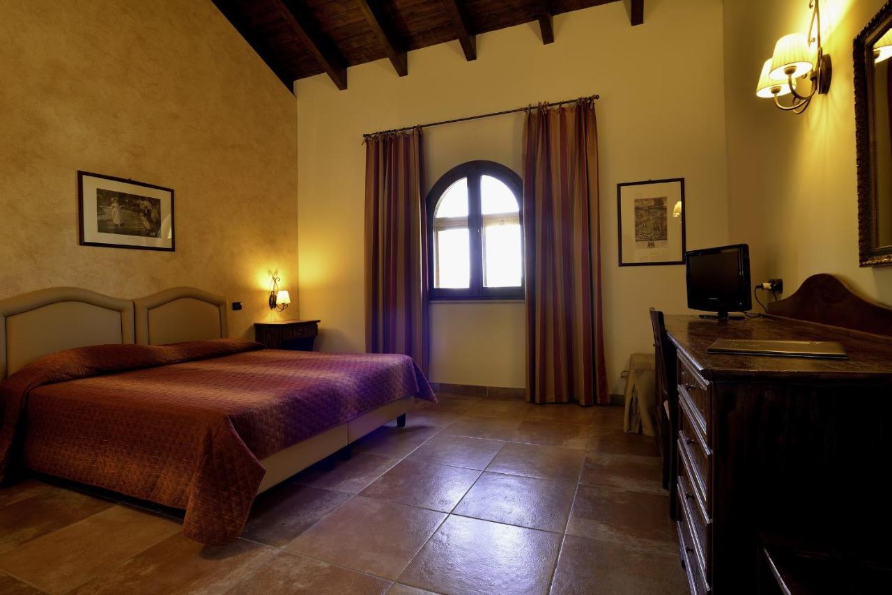 Hotel Tenuta San Francesco Barletta Exteriör bild