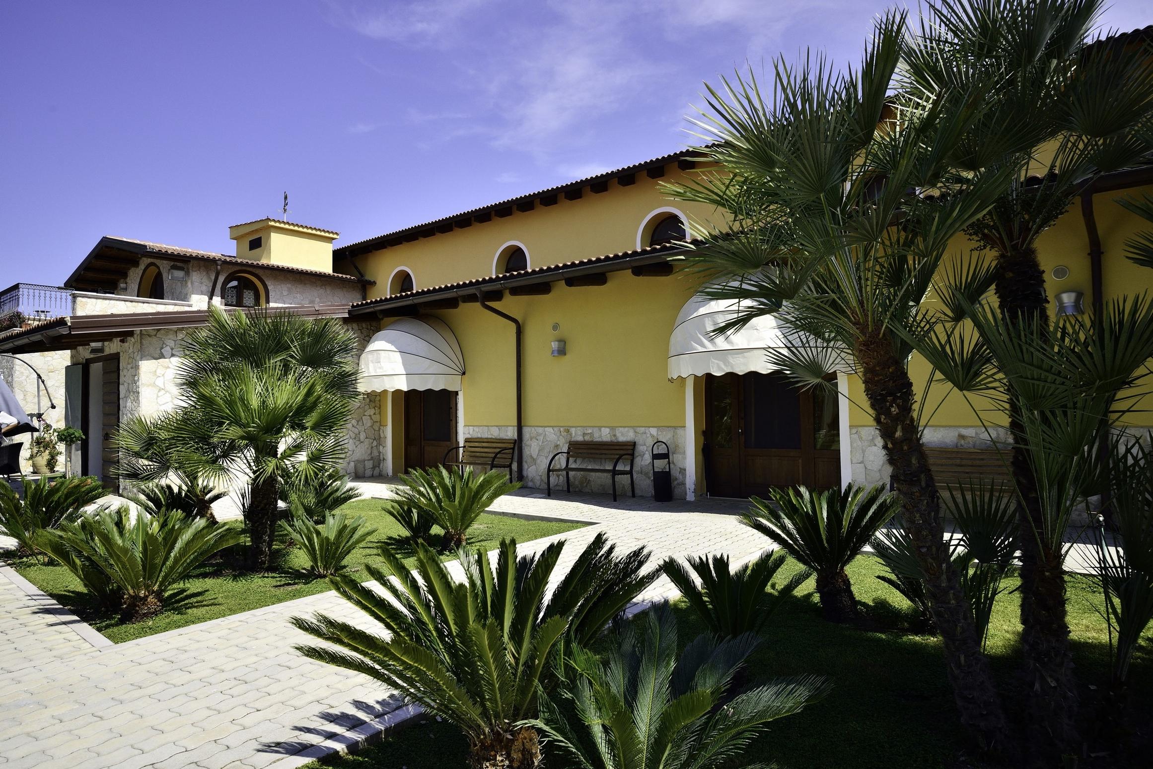 Hotel Tenuta San Francesco Barletta Exteriör bild