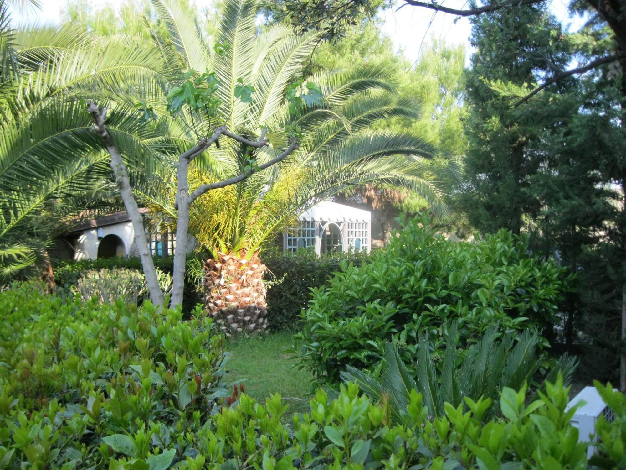 Hotel Tenuta San Francesco Barletta Exteriör bild