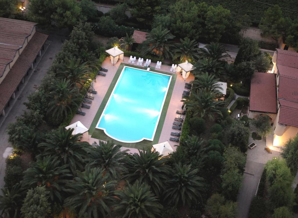 Hotel Tenuta San Francesco Barletta Exteriör bild