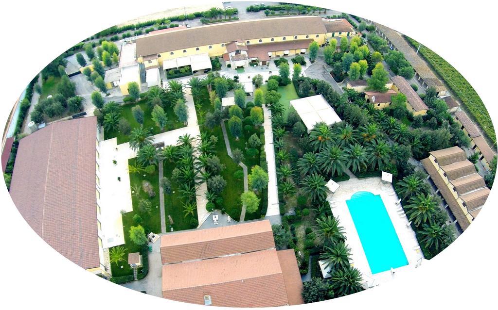Hotel Tenuta San Francesco Barletta Exteriör bild