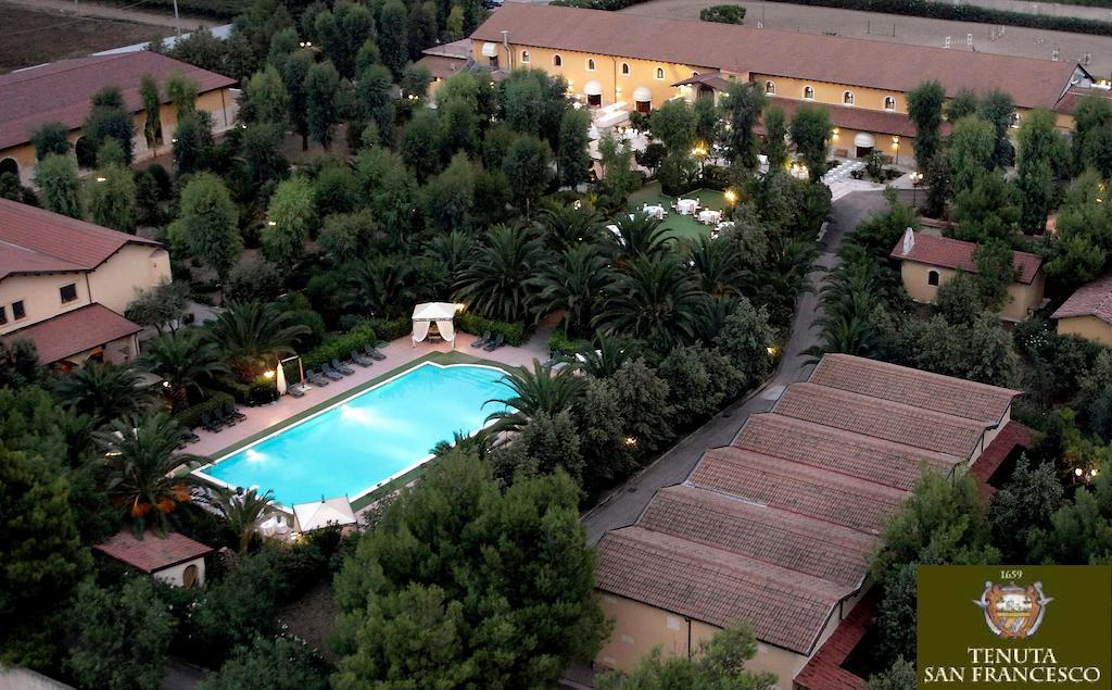 Hotel Tenuta San Francesco Barletta Exteriör bild